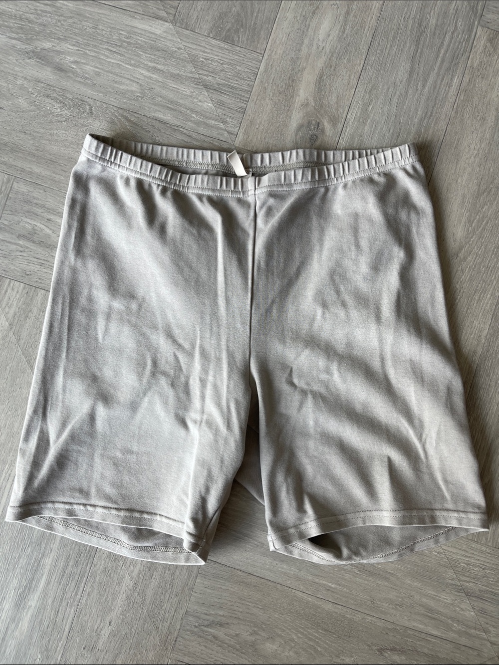 SKIMS outdoor bike shorts - Grayish Tan